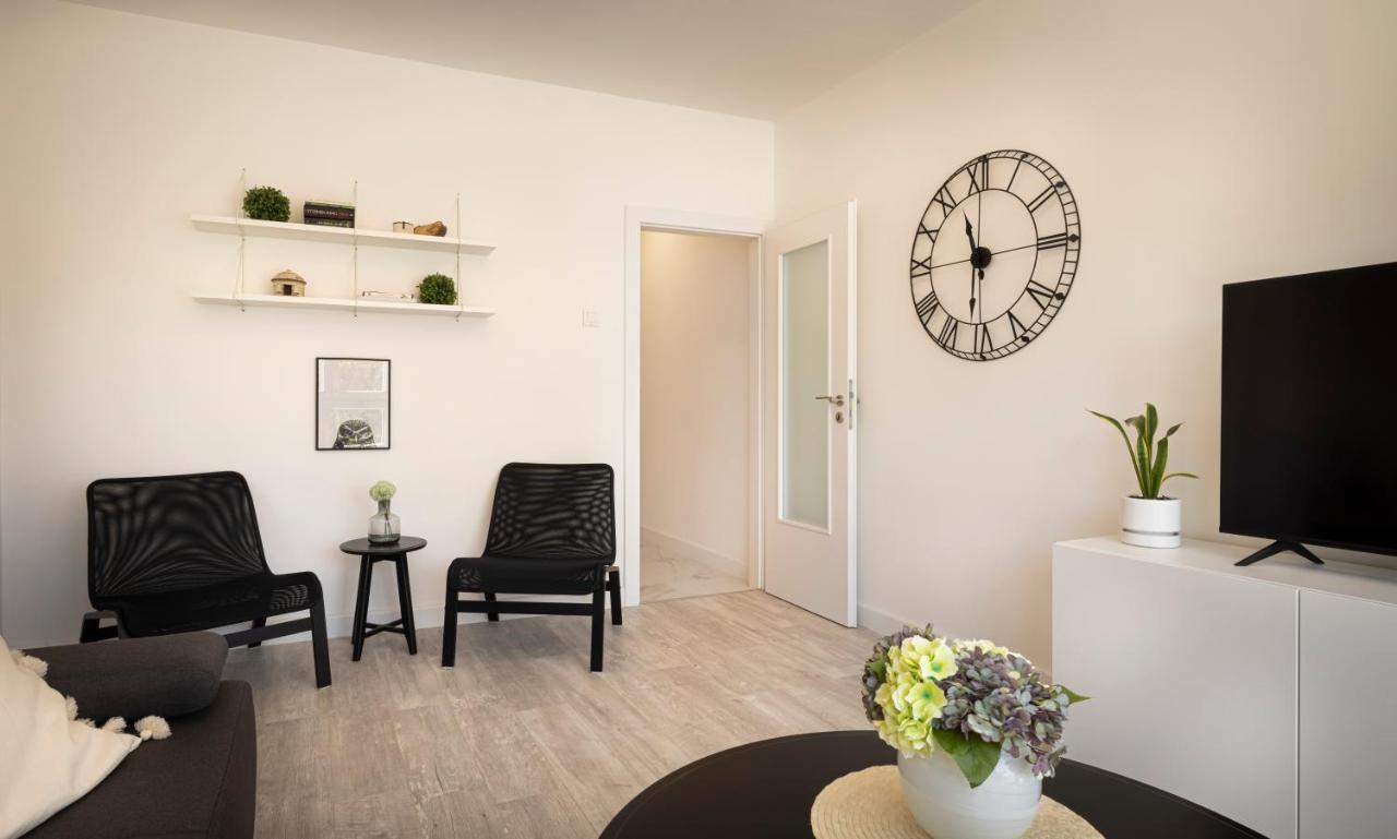 Bilini Castropola Apartment Exteriér fotografie